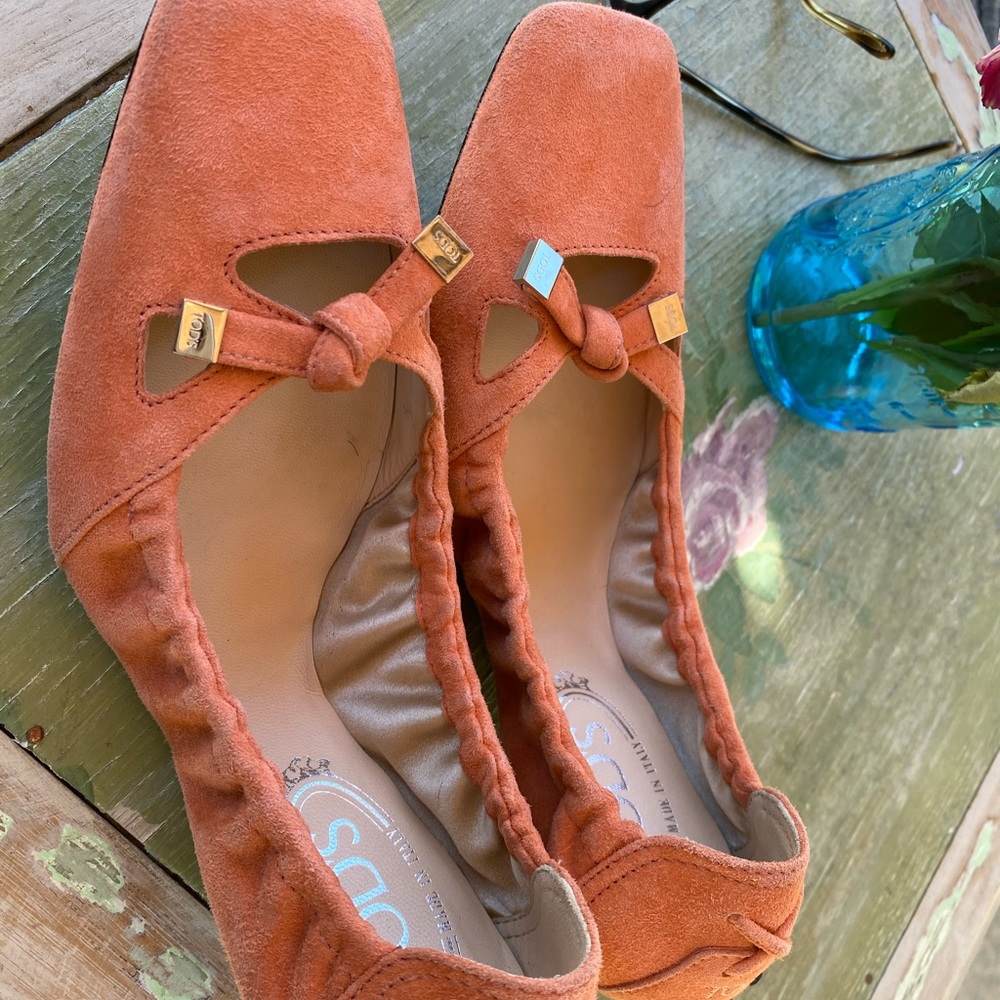 Tod’s women orange ballet flats - Picture 2 of 6